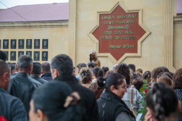 Salyan rayonunda “27 sentyabr - Anım Günü”nün beşinci ildönümü ilə əlaqədar Vətən övladlarının xatirəsi dərin ehtiramla anıldı.