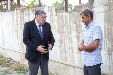 Salyan rayonunda “Anım günü” ərəfəsində RİH başçısı tərəfindən şəhid ailələrini ziyarət bugün də davam etdirilir.