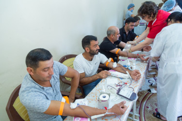 Aşura günü ilə əlaqədar Salyan şəhər “Hacı Tağı” məscidində könüllü qanvermə  aksiyası təşkil edilmişdir.