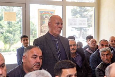 Salyan Rayon İcra Hakimiyyətinin başçısı Rüstəm Xəlilovun Boranıkənd kəndinin sakinləri ilə səyyar qəbulu keçirilib.