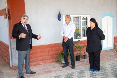 Salyan rayonunda “Anım günü” ərəfəsində RİH başçısı tərəfindən şəhid ailələrini ziyarət bugün də davam etdirilir.