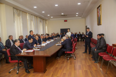 Rayon İcra Hakimiyyətinin başçısı Rüstəm Xəlilov növbəti vətəndaş qəbulu keçirib.