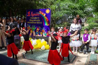 Salyan RİH təşkilatçılığı ilə Heydər Əliyev adına meydanda “1 iyun-Uşaqların Beynəlxalq Müdafiəsi Günü” münasibəti ilə tədbir keçirilmişdir.