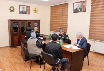 Fövqəladə hallar naziri Kəmaləddin Heydərov Salyan rayonunda  vətəndaşları qəbul edib.