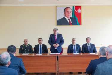 Salyan Rayon İcra Hakimiyyətinin başçısı Rüstəm Xəlilov növbəti səyyar qəbulunu Qardili kənd sakinləri ilə keçirib.