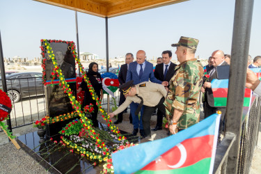 Vətən müharibəsində şəhid olmuş gizir Əmrah Firavan oğlu Həmidovun ildönümü münasibətilə məzarı ziyarət olunmuşdur.