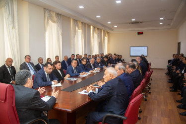 “Yerli icra hakimiyyəti orqanlarının rəqəmsallaşma üzrə Yol Xəritəsi”nin müvafiq müddəalarının icrası ilə əlaqədar iclas keçirilib.