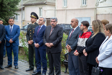 Azərbaycan Respublikasının görkəmli xalq şairi Xəlil Rza Ulutürkün doğum günü doğulduğu torpaqda-Salyan rayonunda qeyd olundu.