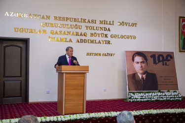 Azərbaycan Milli Elmlər Akademiyasının Tarix İnstitutu Akademiyanın müxbir üzvü, tarix elmləri doktoru, professor Əliövsət Nəcəfqulu oğlu Quliyevin anadan olmasının 100 illik yubileyi münasibəti ilə elmi-praktik konfrans keçirmişdir.