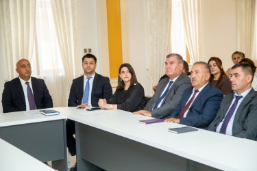 Salyanda 27 Sentyabr – Anım Gününə həsr olunmuş “Zəfər yolunun işıqları” mövzusunda dəyirmi masa keçirilib