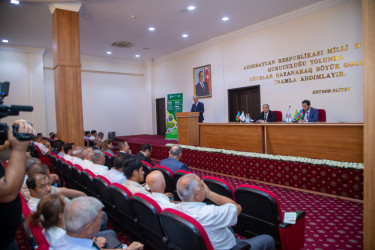 “Dayanıqlı fermer fəaliyyəti üçün aqrar sığorta” mövzusunda fermerlərlə görüş keçirilmişdir.