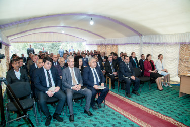 Salyan Rayon İcra Hakimiyyətinin başçısı Rüstəm Xəlilov İkinci Varlı kəndində qəbul keçirdi.