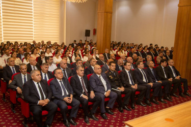 Azərbaycan Respublikasının Prezidenti İlham Əliyevin Yeni Azərbaycan Partiyasının VIII Qurultayındakı nitqindən irəli gələn vəzifələrə dair müşavirə keçirilib.