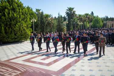 Salyan ictimaiyyəti Ulu Öndərin xatirəsini əziz tutur.
