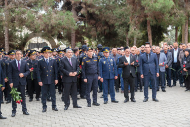 Salyan rayonunda “27 sentyabr - Anım Günü”nün beşinci ildönümü ilə əlaqədar Vətən övladlarının xatirəsi dərin ehtiramla anıldı.