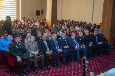 Salyan ictimaiyyəti Ulu Öndərin xatirəsini əziz tutur.