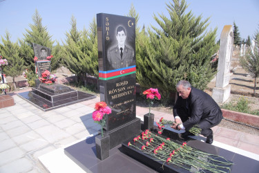 Aprel döyüşlərində qəhrəmancasına şəhid olmuş baş leytenant Rəşid Mehdiyevin doğum günü ilə əlaqədar məzarı ziyarət olunmuşdur.