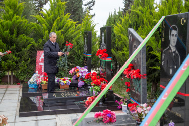 Aprel döyüşlərində qəhrəmancasına şəhid olmuş baş leytenant Rəşid Mehdiyevin anım günüdür.