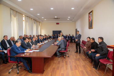 İcra başçısının sakinlərlə qəbulları davam edir.