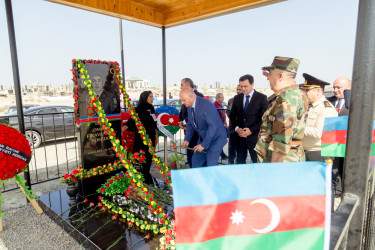 Vətən müharibəsində şəhid olmuş gizir Əmrah Firavan oğlu Həmidovun ildönümü münasibətilə məzarı ziyarət olunmuşdur.