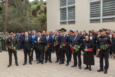Salyan rayonunda “27 sentyabr - Anım Günü”nün beşinci ildönümü ilə əlaqədar Vətən övladlarının xatirəsi dərin ehtiramla anıldı.