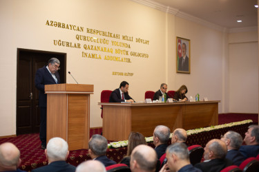 Salyan Rayon İcra Hakimiyyəti başçısının 2025-ci ilin sosial- iqtisadi inkişafının yekunlarına və 2026-cı ildə qarşıda duran vəzifələrə  həsr olunmuş hesabat yığıncağı keçirilib.