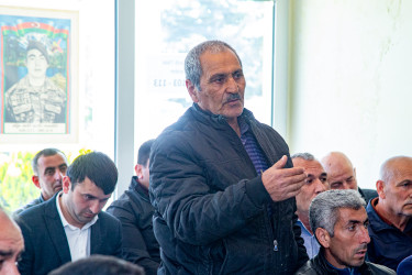 Salyan Rayon İcra Hakimiyyətinin başçısı Rüstəm Xəlilovun Boranıkənd kəndinin sakinləri ilə səyyar qəbulu keçirilib.