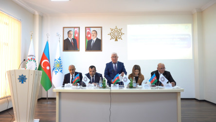 “Qərbi azərbaycanlıların Ermənistandan deportasiyası, ermənilərin törətdiyi vandalizm aktları, tarixi-mədəni abidələrin dağıdılması və Azərbaycan toponimlərinin dəyişdirilməsi” mövzusunda konfran keçirilib.