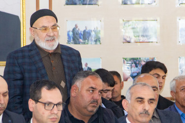 Rüstəm Xəlilov Dayıkənd kəndində  səyyar qəbul keçirib.