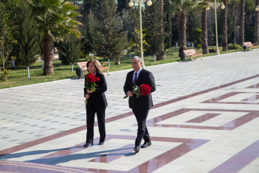 AQUPDK sədri Bahar Muradova Heydər Əliyev Mərkəzində vətəndaşları qəbul edib