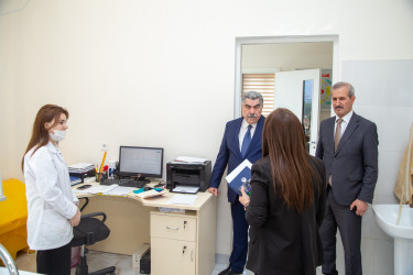 Rüstəm Xəlilov rayonda taxıl biçininə hazırlıq işləri ilə əlaqədar Salyan Dövlət Salyan Dövlət Aqrar İnkişaf Mərkəzində fermerlərlə görüş keçirib.