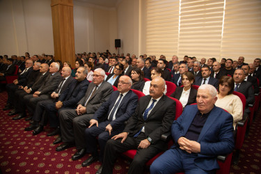 Salyan Rayon İcra Hakimiyyəti başçısının 2025-ci ilin sosial- iqtisadi inkişafının yekunlarına və 2026-cı ildə qarşıda duran vəzifələrə  həsr olunmuş hesabat yığıncağı keçirilib.