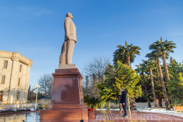 Rəqəmsal inkişaf və nəqliyyat naziri Rəşad Nəbiyev 13 fevral tarixində Salyan şəhərində Hacıqabul, Salyan, Neftçala rayonları və Şirvan şəhərinin sakinlərini qəbul edib.