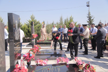 Aprel döyüşlərində qəhrəmancasına şəhid olmuş baş leytenant Rəşid Mehdiyevin doğum günü ilə əlaqədar məzarı ziyarət olunmuşdur.