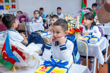 “Bilik günü” münasibətilə Salyan rayon İcra Hakimiyyətinin başçısı Sevindik Hətəmov şəhid övladlarını təbrik etmişdir.