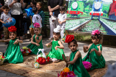 Salyan RİH təşkilatçılığı ilə Heydər Əliyev adına meydanda “1 iyun-Uşaqların Beynəlxalq Müdafiəsi Günü” münasibəti ilə tədbir keçirilmişdir.