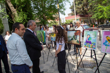 Salyan RİH təşkilatçılığı ilə Heydər Əliyev adına meydanda “1 iyun-Uşaqların Beynəlxalq Müdafiəsi Günü” münasibəti ilə tədbir keçirilmişdir.