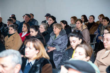 Rüstəm Xəlilov şəhər sakinləri ilə növbəti səyyar qəbul keçirdi.