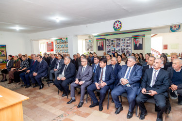 İcra başçısı Rüstəm Xəlilov Marışlı kəndində səyyar görüş keçirdi.