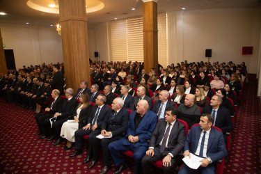 Salyan Rayon İcra Hakimiyyəti başçısının 2025-ci ilin sosial- iqtisadi inkişafının yekunlarına və 2026-cı ildə qarşıda duran vəzifələrə  həsr olunmuş hesabat yığıncağı keçirilib.