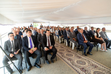 Rüstəm Xəlilov Seyidan kəndinin sakinləri ilə görüşdü.