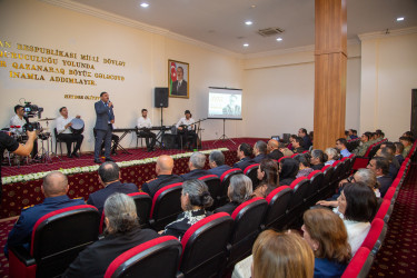 Salyan ictimaiyyəti Ulu Öndərin xatirəsini əziz tutur.