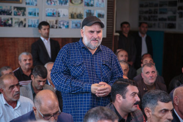 Rüstəm Xəlilov növbəti səyyar qəbulu Xələc kəndində keçirdi.