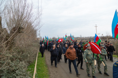 Birinci Qarabağ müharibəsində şəhid olmuş hərbi qulluqçu Tağıyev Elşən Qubad oğlu torpağa tapşırıldı.