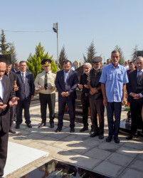 Şəhadətlərinin ildönümü münasibətilə şəhidlərin məzarları ziyarət olunmuşdur.