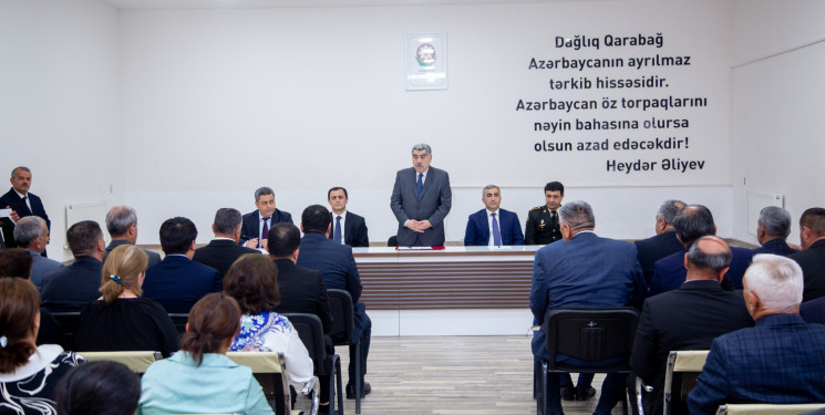 Rüstəm Xəlilov növbəti vətəndaş qəbulunu Salyan rayonunun  Arbatan kəndində keçirib.