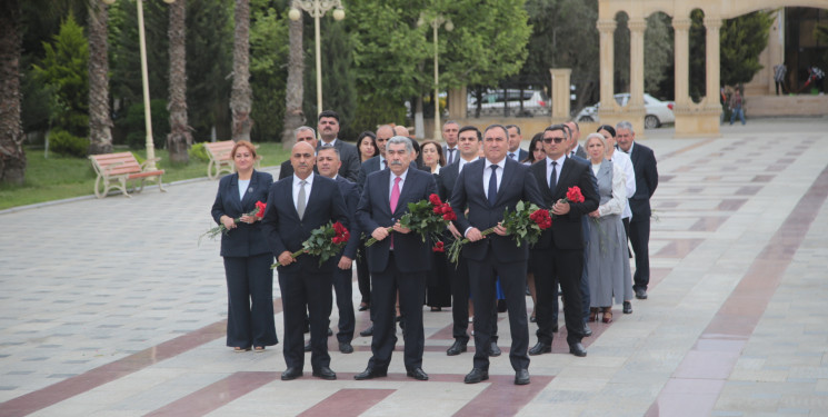 Salyanda Azərbaycan xalqının Ümummilli Lideri Heydər Əliyevin anadan olmasının 103-cü ildönümü münasibətilə tədbir keçirilib.