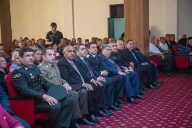 Salyan ictimaiyyəti Ulu Öndərin xatirəsini əziz tutur.
