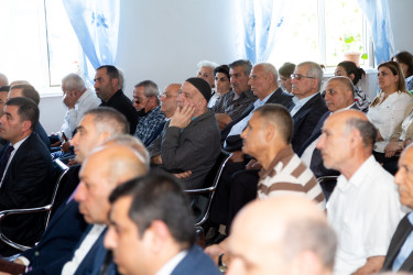 Salyan RİH başçısı Rüstəm Xəlilov 7 saylı texniki fənlər təmayüllü məktəb liseydə  şəhər əhalisi ilə görüş keçirib.