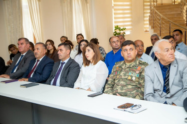 Salyanda 27 Sentyabr – Anım Gününə həsr olunmuş “Zəfər yolunun işıqları” mövzusunda dəyirmi masa keçirilib